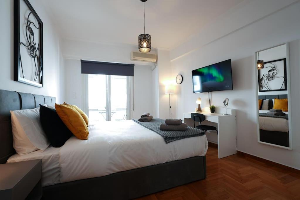 Syntagma Square, 70Sqm Pentelis Sunny Apartment Athens Exterior photo