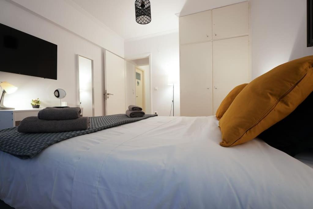 Syntagma Square, 70Sqm Pentelis Sunny Apartment Athens Exterior photo