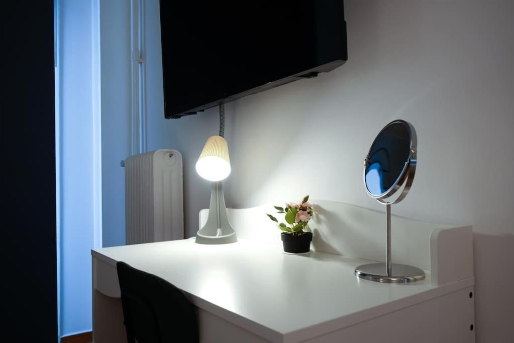 Syntagma Square, 70Sqm Pentelis Sunny Apartment Athens Exterior photo
